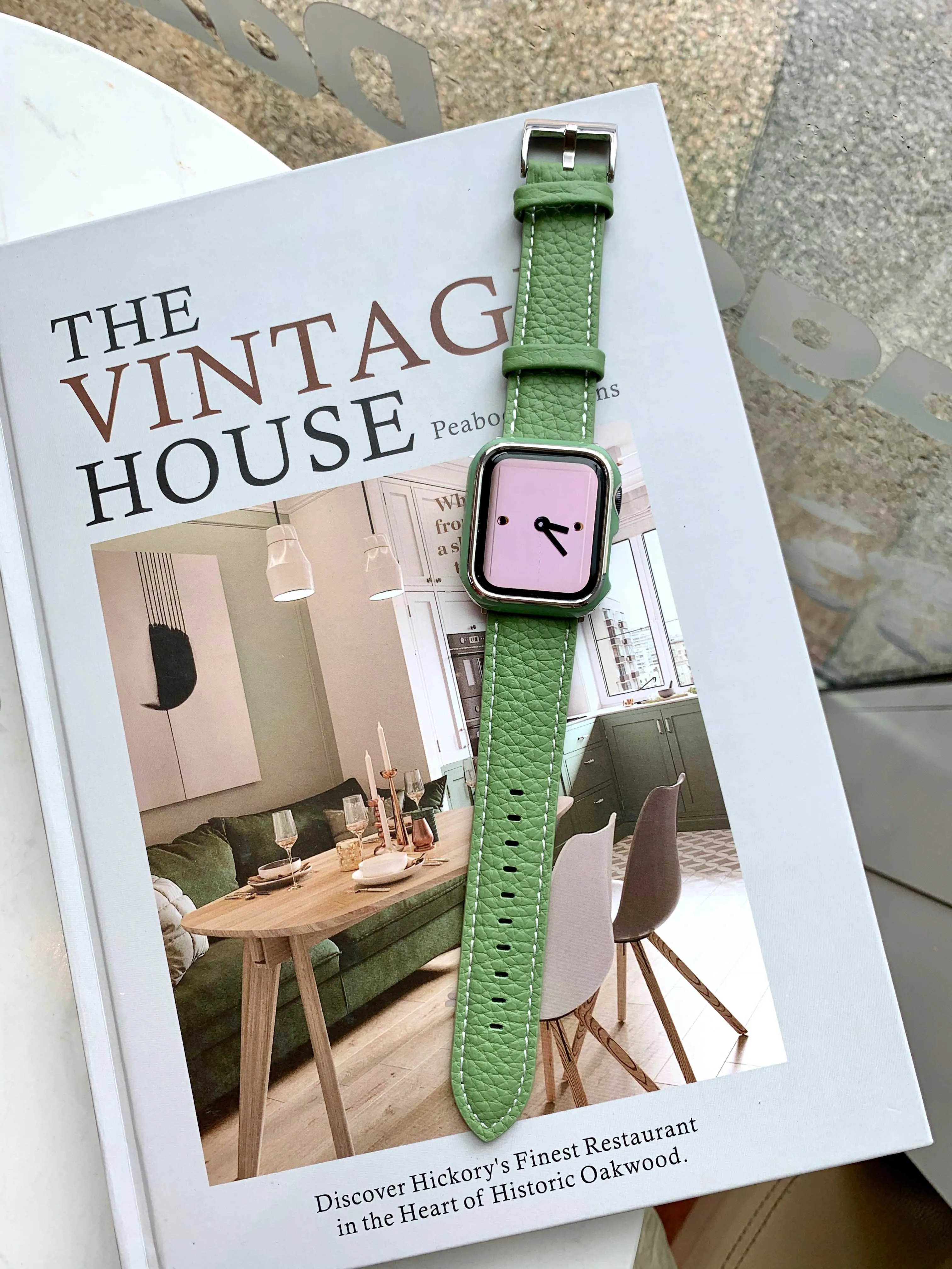 High quality Leather strap For Apple Watch band strap For iWatch series 1 2 3 4 5 6 7 SE 44mm 40mm 42mm 38mm 41mm 45mm Bracelet
High quality Leather strap For Apple Watch band strap For iWatch series 1 2 3 4 5 6 7 SE 44mm 40mm 42mm 38mm 41mm 45mm Bracelet