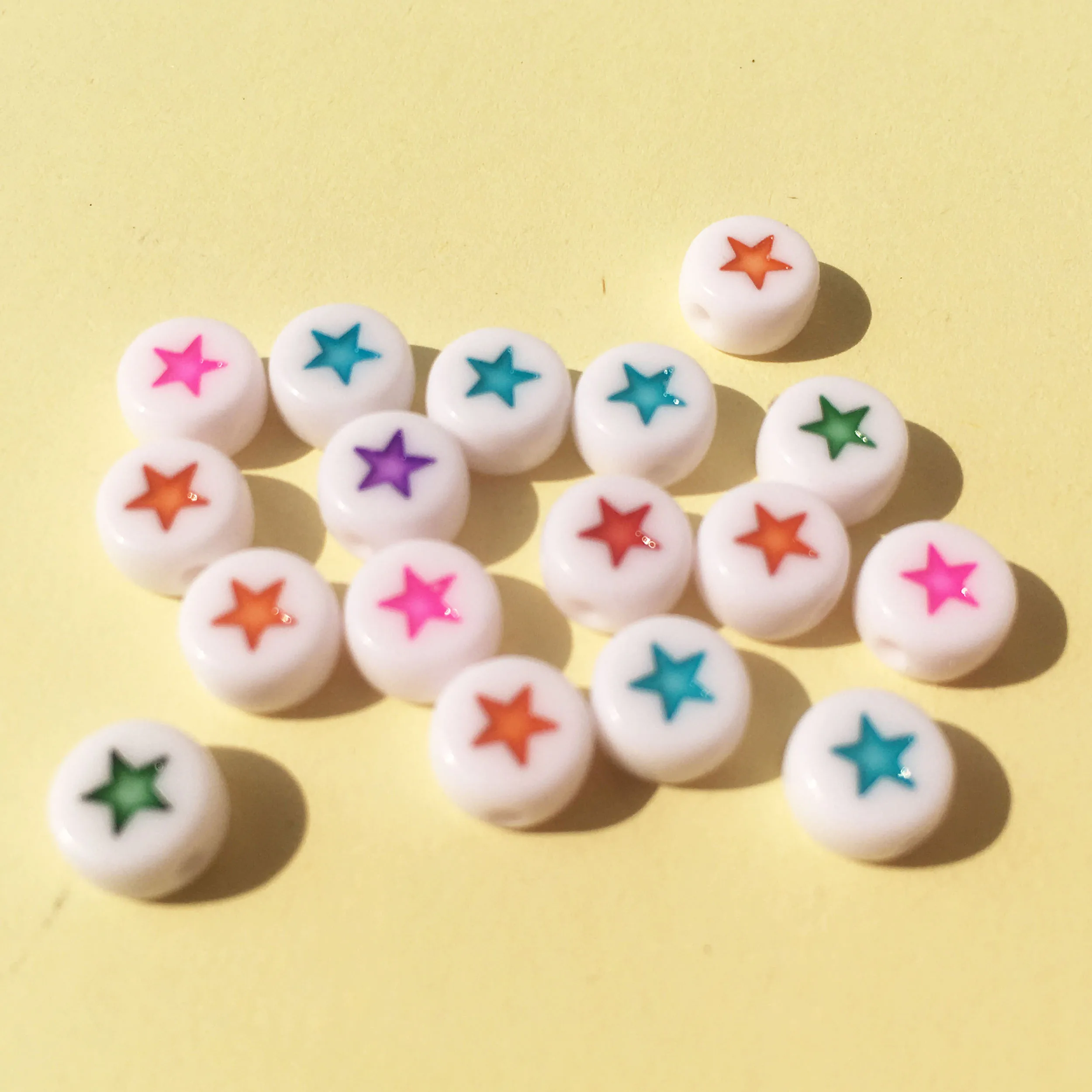 New Acrylic Star Beads 4*7mm 3600pcs/Lot White with Colorful Stars Printing Lucite Plastic jewelry Loose Spacer Bracelet Beads
New Acrylic Star Beads 4*7mm 3600pcs/Lot White with Colorful Stars Printing Lucite Plastic jewelry Loose Spacer Bracelet Beads