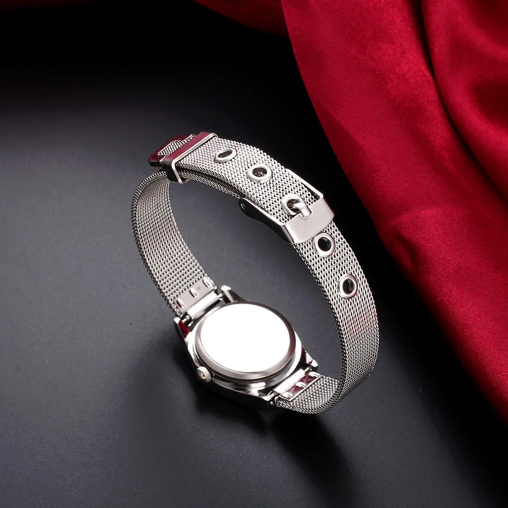 Fashion Small Dial Women's Mesh Strap Watch Classic Black and White Digital Surface Stainless Steel Quartz Watch women watches
Fashion Small Dial Women's Mesh Strap Watch Classic Black and White Digital Surface Stainless Steel Quartz Watch women watches