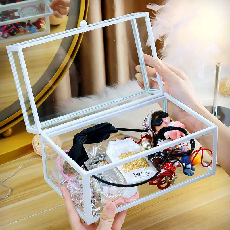 2022 New Jewelry Storage Box Transparent Glass Material Dressing Table Hairpin Hairpin Transparent Storage Box High-end Simple
2022 New Jewelry Storage Box Transparent Glass Material Dressing Table Hairpin Hairpin Transparent Storage Box High-end Simple