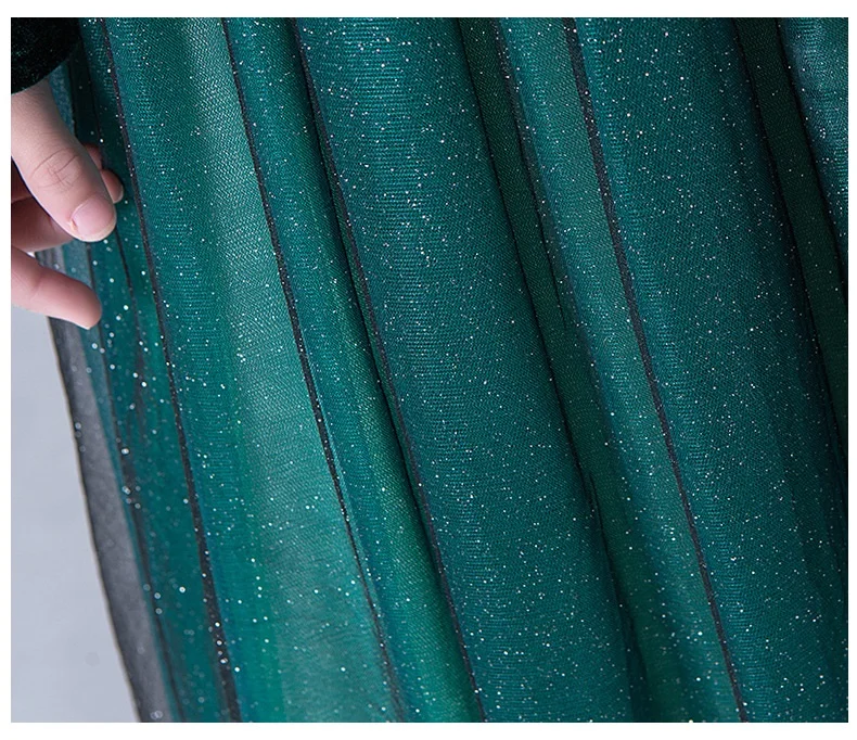 Dark green O Neck Long sleeve Flower Girl Dress 2020 Princess Ball Gown Velvet Wedding Party Dresses Baby girl's dress
Dark green O Neck Long sleeve Flower Girl Dress 2020 Princess Ball Gown Velvet Wedding Party Dresses Baby girl's dress