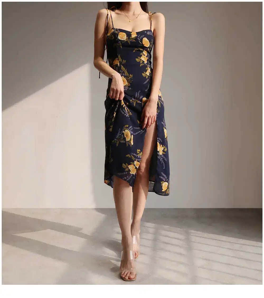 Vintage french floral sling dress for women sexy high waist s long skirt 2021 Summer Beach Style Spaghetti Strap Printing 
Vintage french floral sling dress for women sexy high waist s long skirt 2021 Summer Beach Style Spaghetti Strap Printing