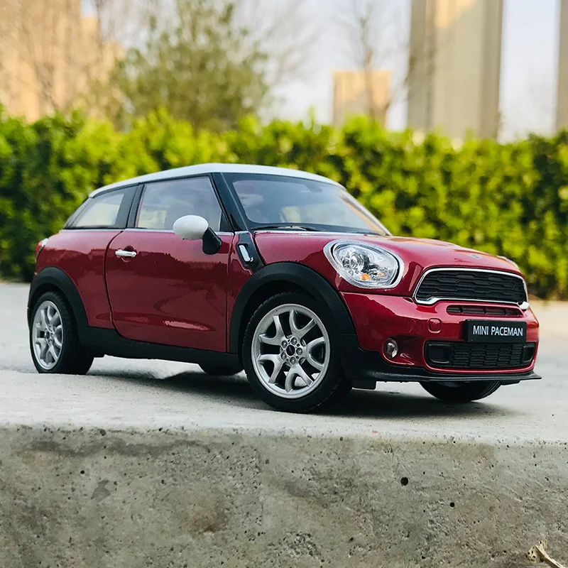 Новинка 1/24, миниатюрный медный S Paceman, медный сплав, литье под давлением, модель автомобиля, коллекция, детские игрушки, игрушки для мальчиков
Новинка 1/24, миниатюрный медный S Paceman, медный сплав, литье под давлением, модель автомобиля, коллекция, детские игрушки, игрушки для мальчиков