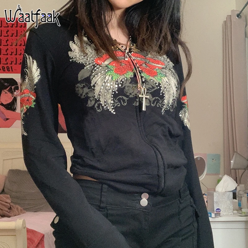Толстовка Waatfaak Fairycore Grunge Goth на молнии, осенняя уличная одежда, черная толстовка в стиле Харадзюку, Женская Хип-хоп кавайная эстетика E-Girl
Толстовка Waatfaak Fairycore Grunge Goth на молнии, осенняя уличная одежда, черная толстовка в стиле Харадзюку, Женская Хип-хоп кавайная эстетика E-Girl