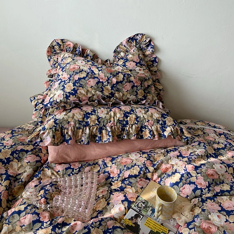Pink-Purple Vintage Roses 4Pcs 100%Cotton Bedding Set Duvet Cover Two Pillow Shams Ruffle Bedskirt Soft Twin Queen King160X200cm
Pink-Purple Vintage Roses 4Pcs 100%Cotton Bedding Set Duvet Cover Two Pillow Shams Ruffle Bedskirt Soft Twin Queen King160X200cm