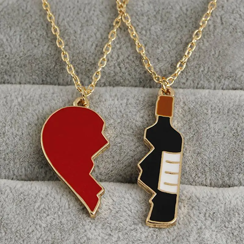 2 Pcs/Set Fashion Best Friends Honey Love Couple Pendant NecklaceDouble Color Broken Heart Good Friends Friendship Jewelry Gift
2 Pcs/Set Fashion Best Friends Honey Love Couple Pendant NecklaceDouble Color Broken Heart Good Friends Friendship Jewelry Gift