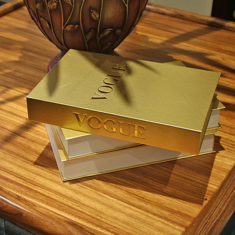 Gold LOGO Fake Books Decoration Luxe Imitation Book Storage Box Simulation Book Coffee Table Fashion Simple Desktop Decoration
Gold LOGO Fake Books Decoration Luxe Imitation Book Storage Box Simulation Book Coffee Table Fashion Simple Desktop Decoration