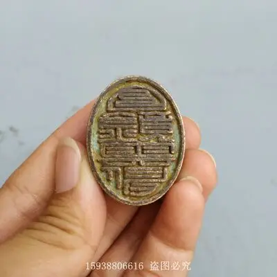 Exquisite brass bronze green rust tortoise small seal ornament 
Exquisite brass bronze green rust tortoise small seal ornament