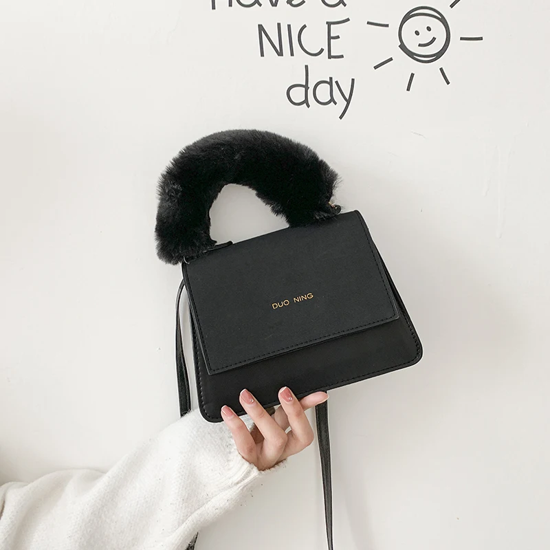 Сумка на плечо женская из экокожи, модный саквояж на плечо, дизайнерский тоут, брендовый чемоданчик кросс-боди 
Сумка на плечо женская из экокожи, модный саквояж на плечо, дизайнерский тоут, брендовый чемоданчик кросс-боди