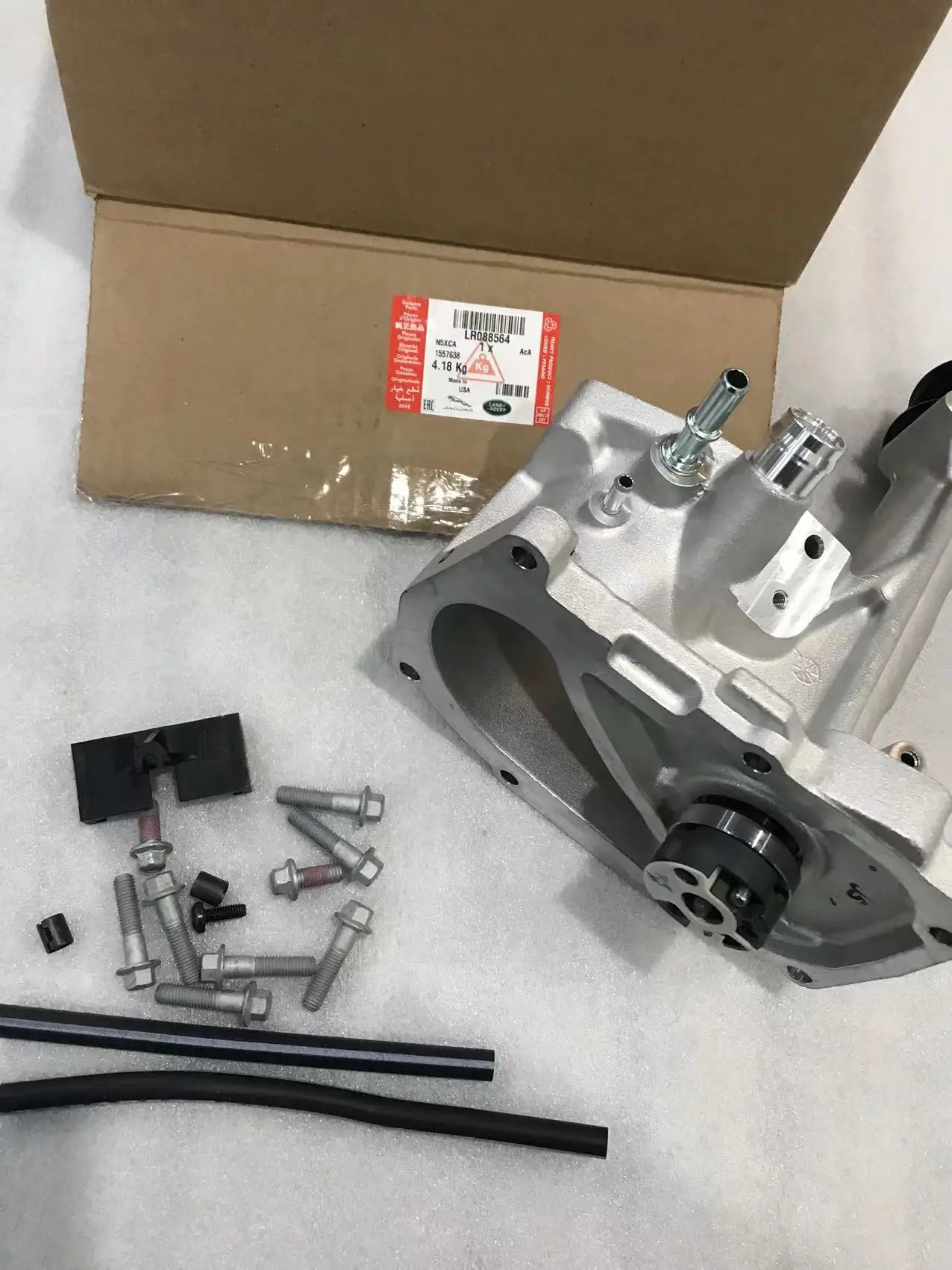 AP03 1 Pc Supercharger Repair Kit LR088564 For Land Rover Range Rover Sport GT HSE 5.0L For Jaguar XKR XKR-S XJ XFR 5.0
AP03 1 Pc Supercharger Repair Kit LR088564 For Land Rover Range Rover Sport GT HSE 5.0L For Jaguar XKR XKR-S XJ XFR 5.0