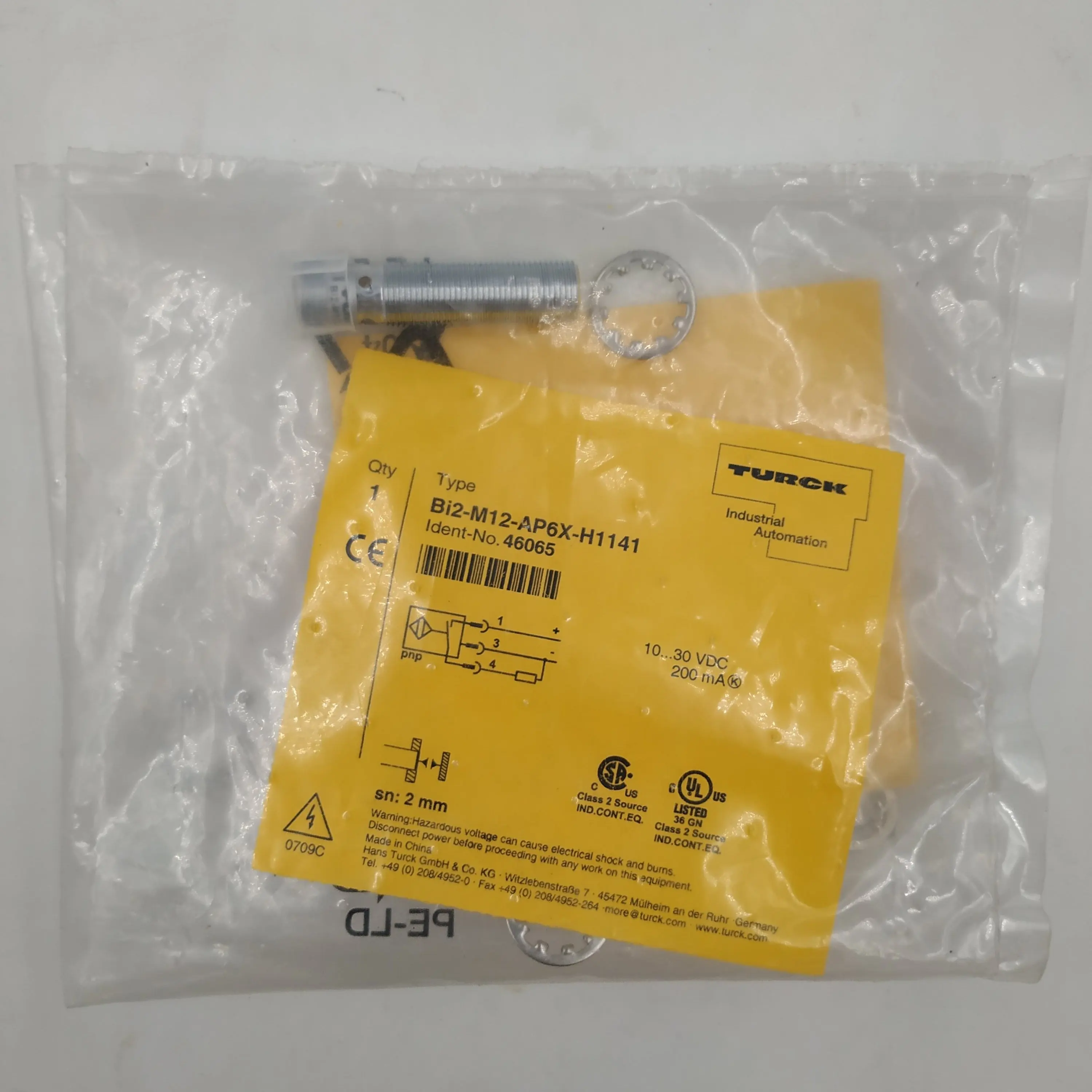 Original new proximity switch 46065 100% genuine Inductive sensors BI2-M12-AP6X-H1141
Original new proximity switch 46065 100% genuine Inductive sensors BI2-M12-AP6X-H1141