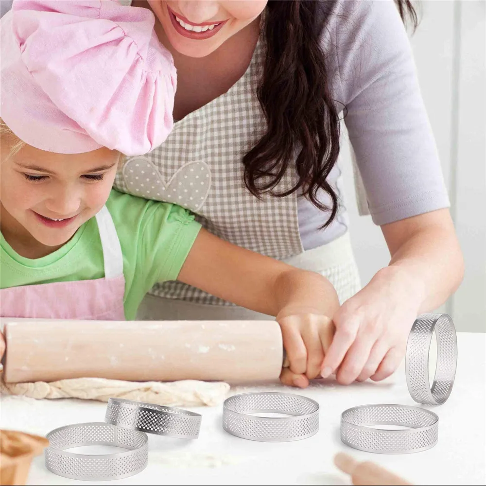 2/5/10pcs Circular Stainless Steel Tart Ring French Dessert Perforation Mold Mousse Fruit Pie Quiche Cake Cheese Baking Mould 
2/5/10pcs Circular Stainless Steel Tart Ring French Dessert Perforation Mold Mousse Fruit Pie Quiche Cake Cheese Baking Mould