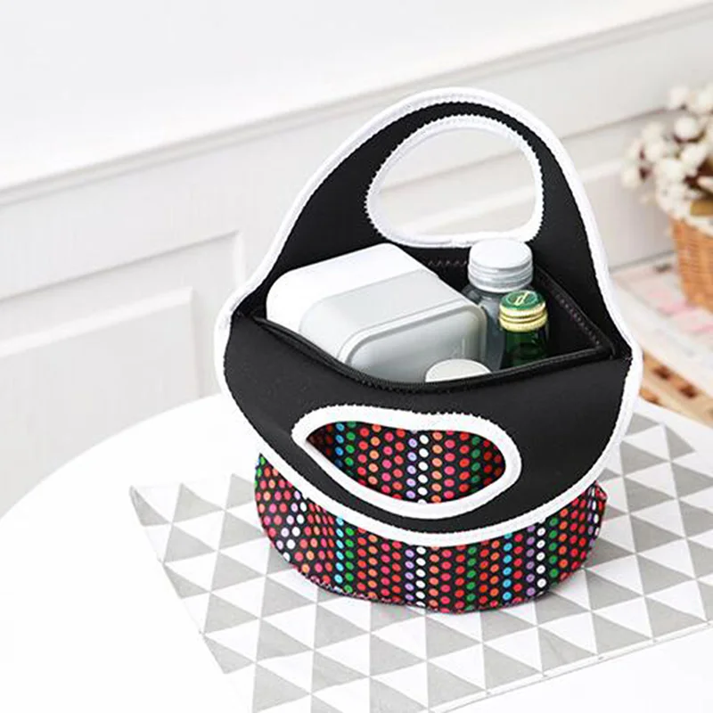 Universal Polka Dots Stripe Bear Insulated Lunch Tote Bag Cooler Box Neoprene Lunch Box Baby Waterproof Handbag Case
Universal Polka Dots Stripe Bear Insulated Lunch Tote Bag Cooler Box Neoprene Lunch Box Baby Waterproof Handbag Case