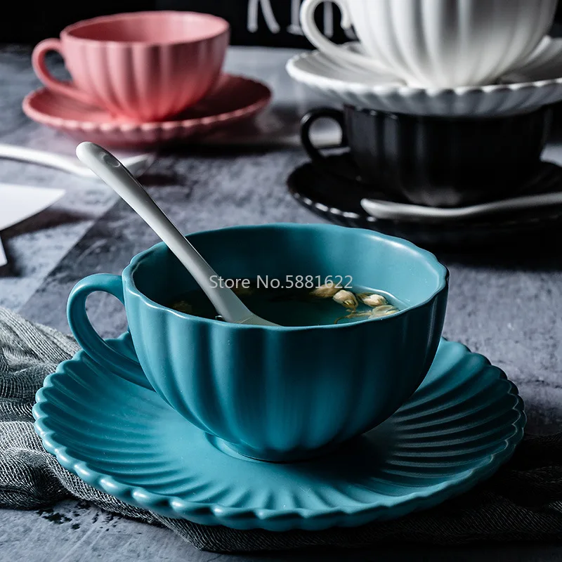Nordic Matte Coffee Cup and Saucer Set Household Flower Tea Cup Afternoon Tea Cup and Saucer Simple Ceramic Coffee Set
Nordic Matte Coffee Cup and Saucer Set Household Flower Tea Cup Afternoon Tea Cup and Saucer Simple Ceramic Coffee Set