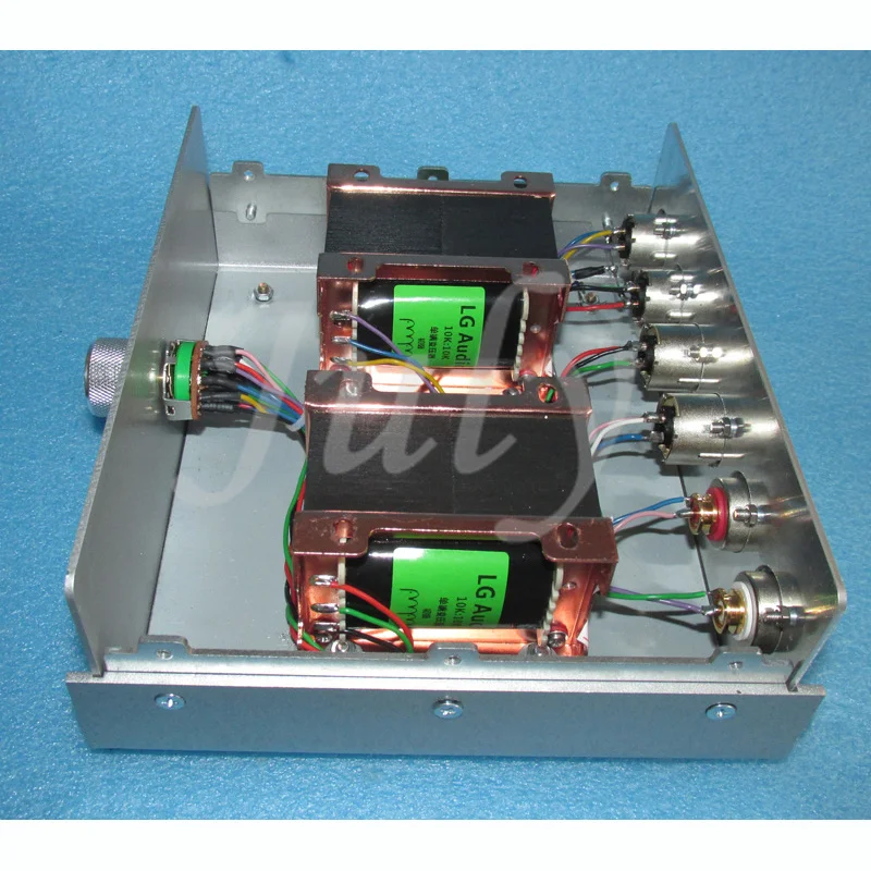 10K: 10K wide frequency response audio signal input transformer, balanced single-ended converter
10K: 10K wide frequency response audio signal input transformer, balanced single-ended converter