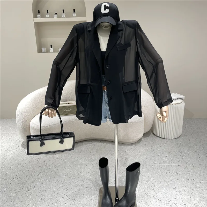 New Women's Clothing 2021 Summer Temperament Loose design Blazer Coat Fashionable casual loose sunscreen clothes
New Women's Clothing 2021 Summer Temperament Loose design Blazer Coat Fashionable casual loose sunscreen clothes