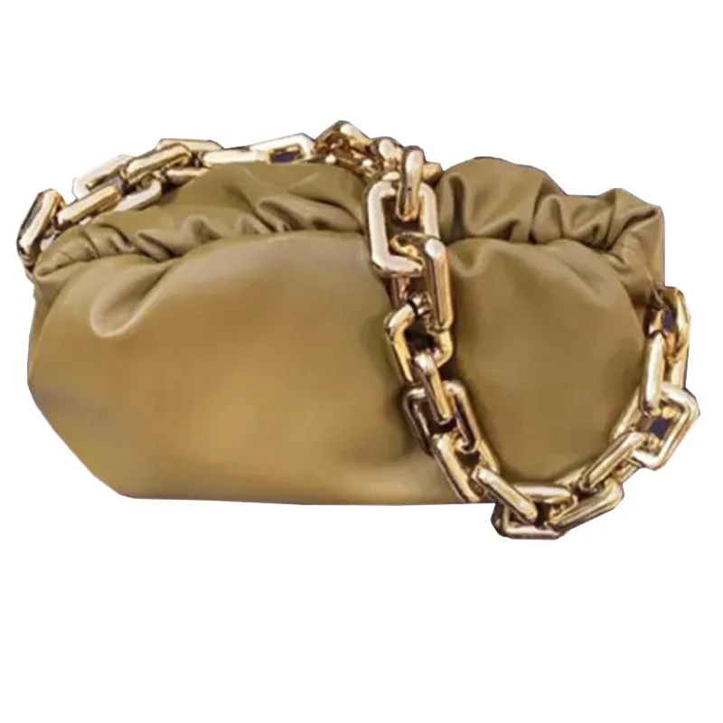 2021 Fashion Women Bag Genuine Cow Leather Cloud Chain Bag Phone Clutch Noble Handbag for Women Ladies
2021 Fashion Women Bag Genuine Cow Leather Cloud Chain Bag Phone Clutch Noble Handbag for Women Ladies