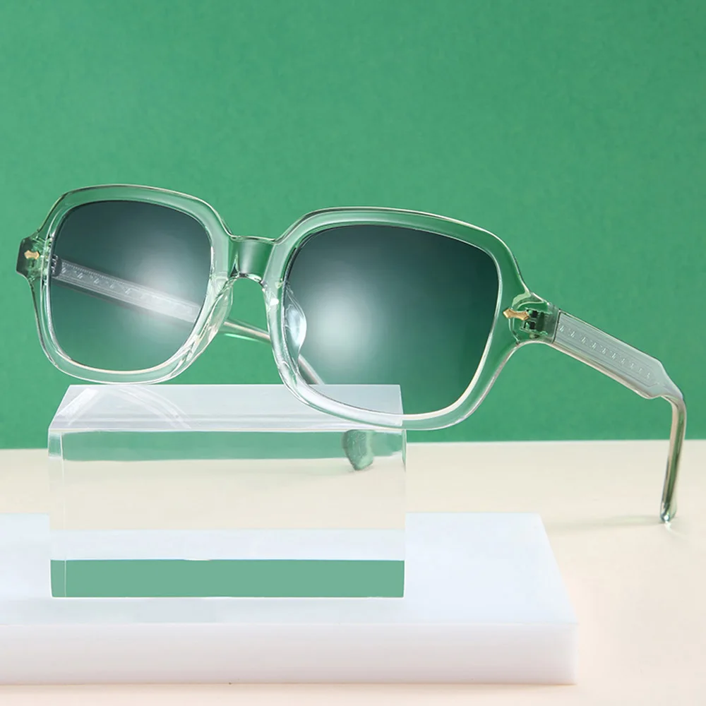 Veshion Tr90 Sunglasses Women Square Green Black Fashion Sun Glasses for Men Uv400 High Quality Summer Accessories Acetate
Veshion Tr90 Sunglasses Women Square Green Black Fashion Sun Glasses for Men Uv400 High Quality Summer Accessories Acetate