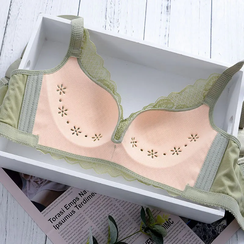 New Style Lace Underwear Women's Thick Thin Push up Non-Steel Ring Breast Hugging Large Cup Non-Sponge Comfortable Breathable Br
New Style Lace Underwear Women's Thick Thin Push up Non-Steel Ring Breast Hugging Large Cup Non-Sponge Comfortable Breathable Br