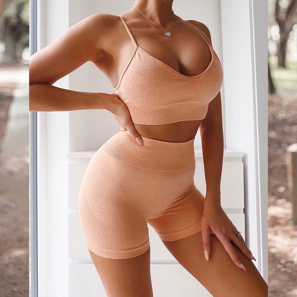 2PCS Seamless Yoga Set Women Sling Without Steel Ring Padded Vest Elastic Waist Shorts Anti-sweat Workout Clothes for Women 
2PCS Seamless Yoga Set Women Sling Without Steel Ring Padded Vest Elastic Waist Shorts Anti-sweat Workout Clothes for Women