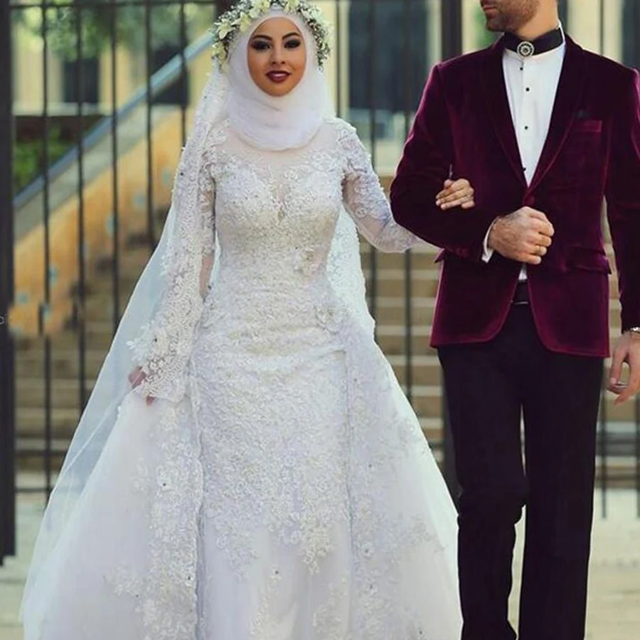 Fashion Muslim Wedding Dresses Long Sleeve Hijab Lace Appliqued Islamic Bridal Gowns
Fashion Muslim Wedding Dresses Long Sleeve Hijab Lace Appliqued Islamic Bridal Gowns
