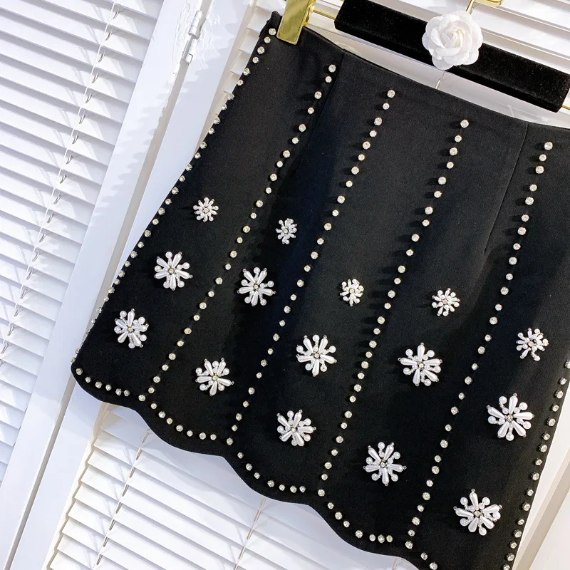 2021 Women's New Spring Beaded Flower Rhinestone High Waist A- Line Skirt Elegant Ladies Mini Skirts
2021 Women's New Spring Beaded Flower Rhinestone High Waist A- Line Skirt Elegant Ladies Mini Skirts