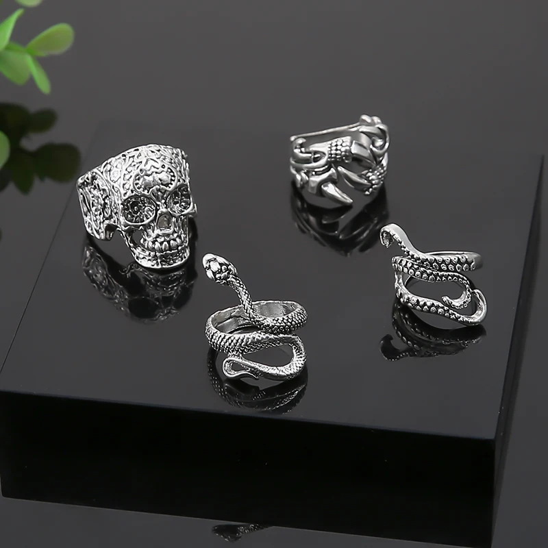 Mens Cool Punk Big Skull Rings Set Vintage Octopus Tentacles Snake Phalanx Ring Cranium Party Gift New 2022 Man Jewelry
Mens Cool Punk Big Skull Rings Set Vintage Octopus Tentacles Snake Phalanx Ring Cranium Party Gift New 2022 Man Jewelry
