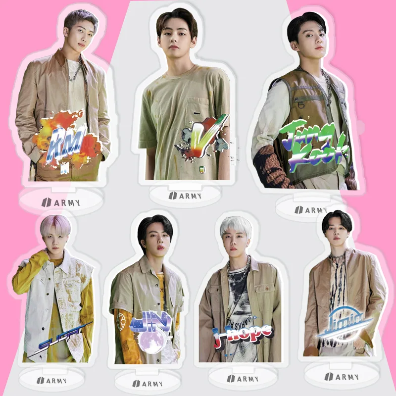 Kpop Bangtan Boys акриловая стойка новые акриловые прозрачные фигурки стоячие настольные маленькие фирменные статуи настольные декорации веер
Kpop Bangtan Boys акриловая стойка новые акриловые прозрачные фигурки стоячие настольные маленькие фирменные статуи настольные декорации веер