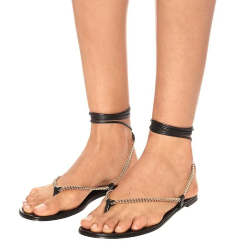 2021 Summer Ladies Flat Fashion Metal Chain Sandals Open Toe Comfortable High Quality Cross Strap Black Ladies Beach Shoes Ins
2021 Summer Ladies Flat Fashion Metal Chain Sandals Open Toe Comfortable High Quality Cross Strap Black Ladies Beach Shoes Ins
