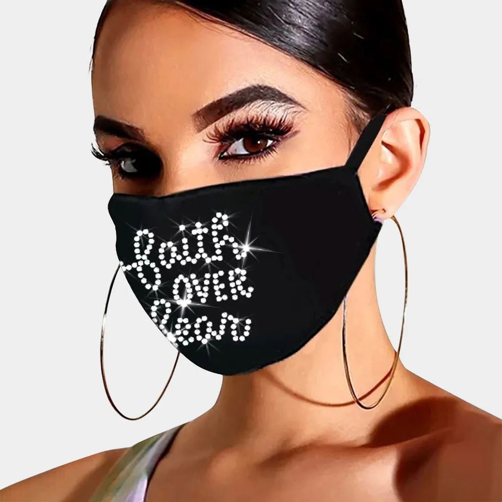 Маски на Хэллоуин для взрослых для женщин и мужчин, повязка на голову, бандана, маска для лица, модная маска, маска
Маски на Хэллоуин для взрослых для женщин и мужчин, повязка на голову, бандана, маска для лица, модная маска, маска