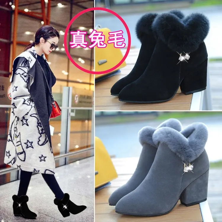 2021Fashion boots women fur Winter warm Pointed Ankle Boots Sexy Rhinestone Zipper women boots comfortable female shoes
2021Fashion boots women fur Winter warm Pointed Ankle Boots Sexy Rhinestone Zipper women boots comfortable female shoes