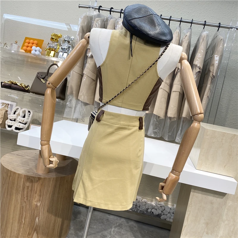 Shorts Dress Sets Handsome Denim Jacket Stand Collar Sleeveless Vest High Waist Pocket Hip Dress Sweet Two Pieces Dress Suit
Shorts Dress Sets Handsome Denim Jacket Stand Collar Sleeveless Vest High Waist Pocket Hip Dress Sweet Two Pieces Dress Suit