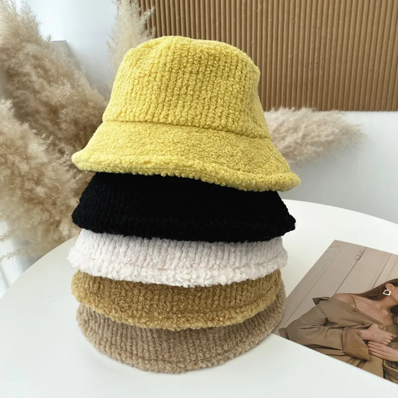 2021 New Winter Women's Hat Fashion Bucket Hat Solid Color Neutral Lamb Wool Warm Basin Hat Velvet Fisherman Hat Casual Bob Hat
2021 New Winter Women's Hat Fashion Bucket Hat Solid Color Neutral Lamb Wool Warm Basin Hat Velvet Fisherman Hat Casual Bob Hat