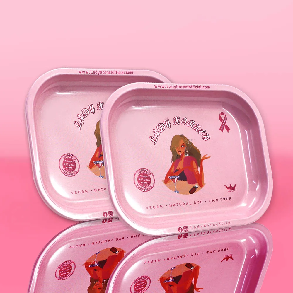 LadyHornet Pink Aluminum Rolling Trays 140*180MM Matte Metal Smoking Rolling Tray Herb Tin Accessoires
LadyHornet Pink Aluminum Rolling Trays 140*180MM Matte Metal Smoking Rolling Tray Herb Tin Accessoires