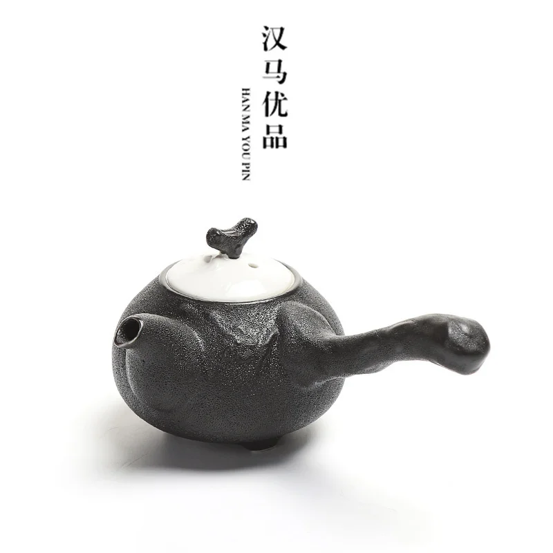 Japanese handmade crude balck pottery single teapot special silver filter side pot household Kung Fu tea set tea maker teaware
Japanese handmade crude balck pottery single teapot special silver filter side pot household Kung Fu tea set tea maker teaware