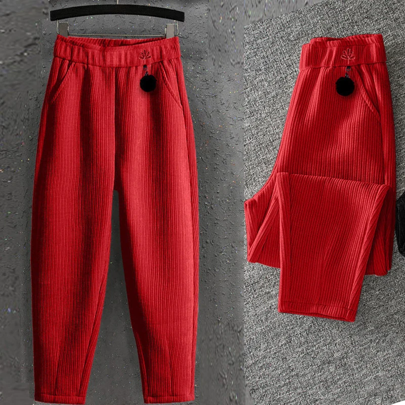 Fashion Loose Corduroy Harem Pants Women Casual Big Size Elastic High Waist Pants Vintage Street Wear Thicken Trousers Female
Fashion Loose Corduroy Harem Pants Women Casual Big Size Elastic High Waist Pants Vintage Street Wear Thicken Trousers Female