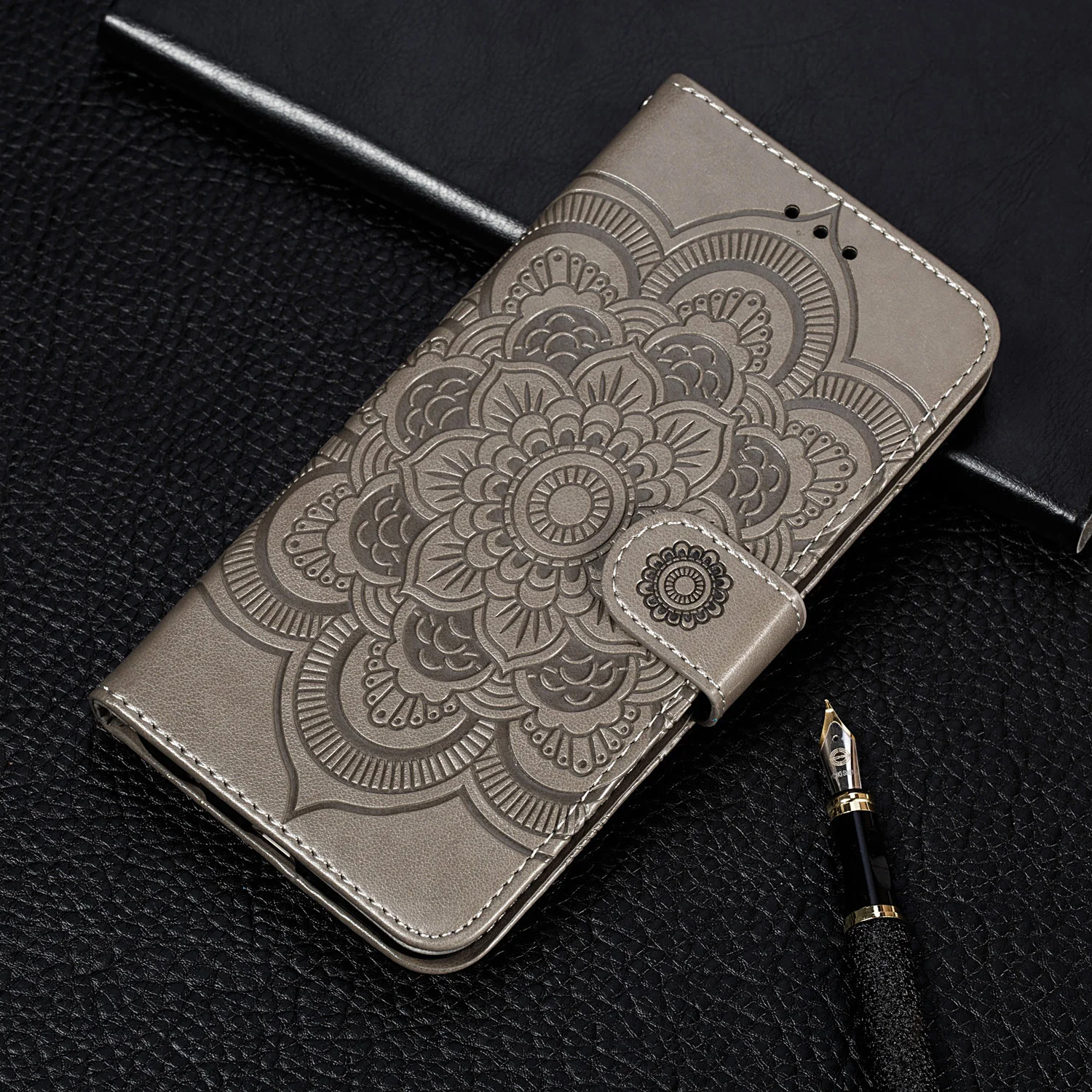 Flip Phone Case for Samsung Galaxy A82 A22 A02 M02 A72 A52 A02S A32 A12 A42 A71 A51 A21S Wallet Card Slots Book Cover Shell Etui
Flip Phone Case for Samsung Galaxy A82 A22 A02 M02 A72 A52 A02S A32 A12 A42 A71 A51 A21S Wallet Card Slots Book Cover Shell Etui