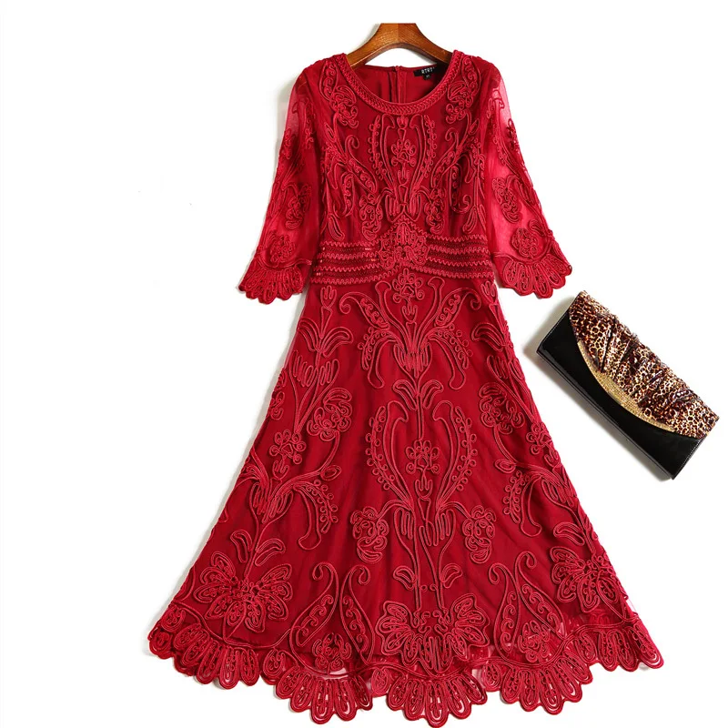 Slim Fit & Flare Dress 2019 Autumn Style Women O-Neck Allover Appliques Embroidery Red Wine Red Pink Black Dress Vestidos Festa
Slim Fit & Flare Dress 2019 Autumn Style Women O-Neck Allover Appliques Embroidery Red Wine Red Pink Black Dress Vestidos Festa