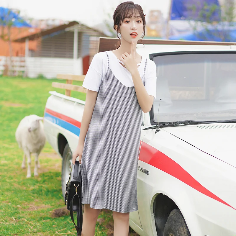 Chic Khaki Summer 2020 New Plaid Two-Piece Skirt Women's Short-Sleeved T-shirt Loose Student Sling Dress
Chic Khaki Summer 2020 New Plaid Two-Piece Skirt Women's Short-Sleeved T-shirt Loose Student Sling Dress