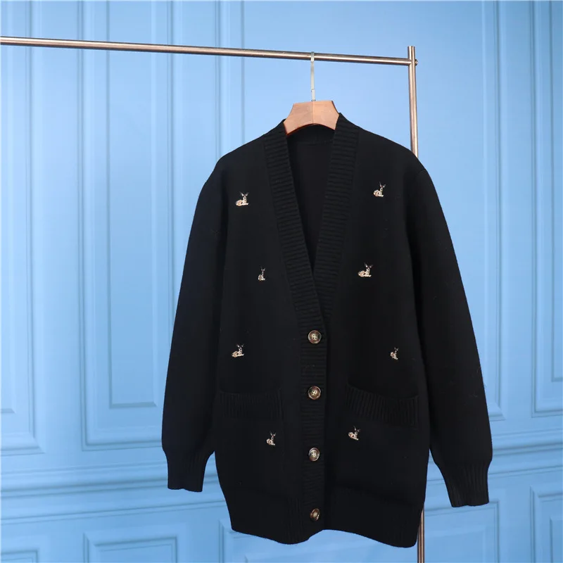 Sweater Women's Autumn And Winter New Women's Coat Fawn Embroidered Sweater Cardigan
Sweater Women's Autumn And Winter New Women's Coat Fawn Embroidered Sweater Cardigan