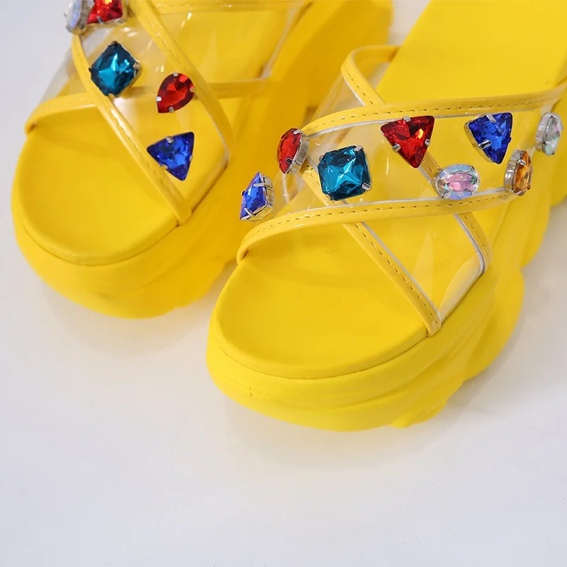 Summer High Heels Slippers Women Crystal Platform Fashion Ladies Sandals Non-slip Wedges Slippers Shoes For Woman
Summer High Heels Slippers Women Crystal Platform Fashion Ladies Sandals Non-slip Wedges Slippers Shoes For Woman