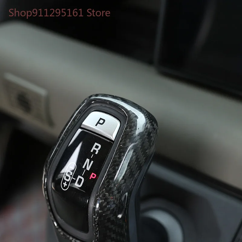 For Land Rover Defender 110 2020-2022 Car styling Fiber Car Gear Shift Head Cover Trim Stickers Car Accessories 
For Land Rover Defender 110 2020-2022 Car styling Fiber Car Gear Shift Head Cover Trim Stickers Car Accessories