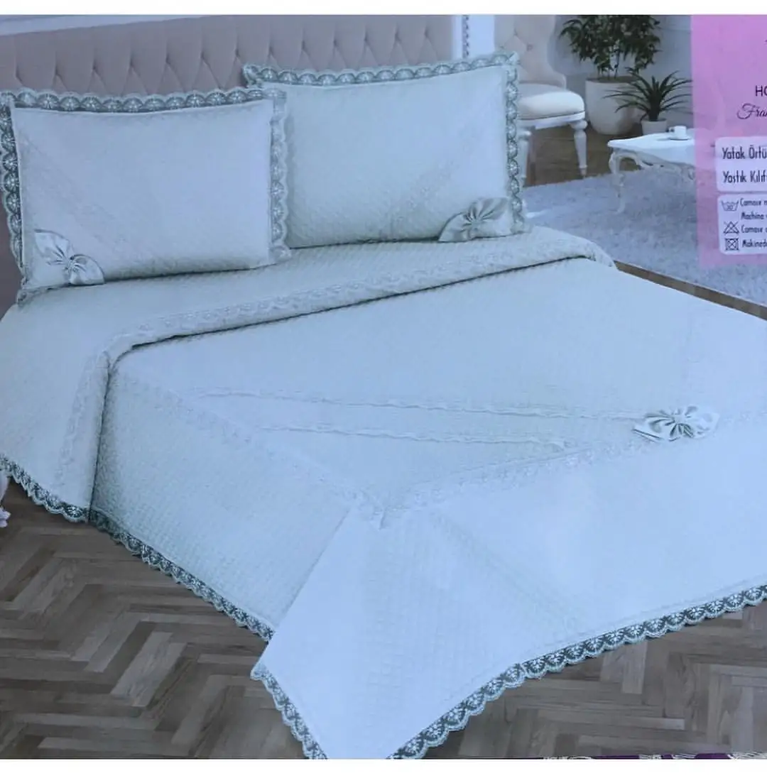 High Quality Luxury France Lace Capitoné Bedspread Coverlets 2 Pillowcases Made in turkey Best Quality White And Pink
High Quality Luxury France Lace Capitoné Bedspread Coverlets 2 Pillowcases Made in turkey Best Quality White And Pink