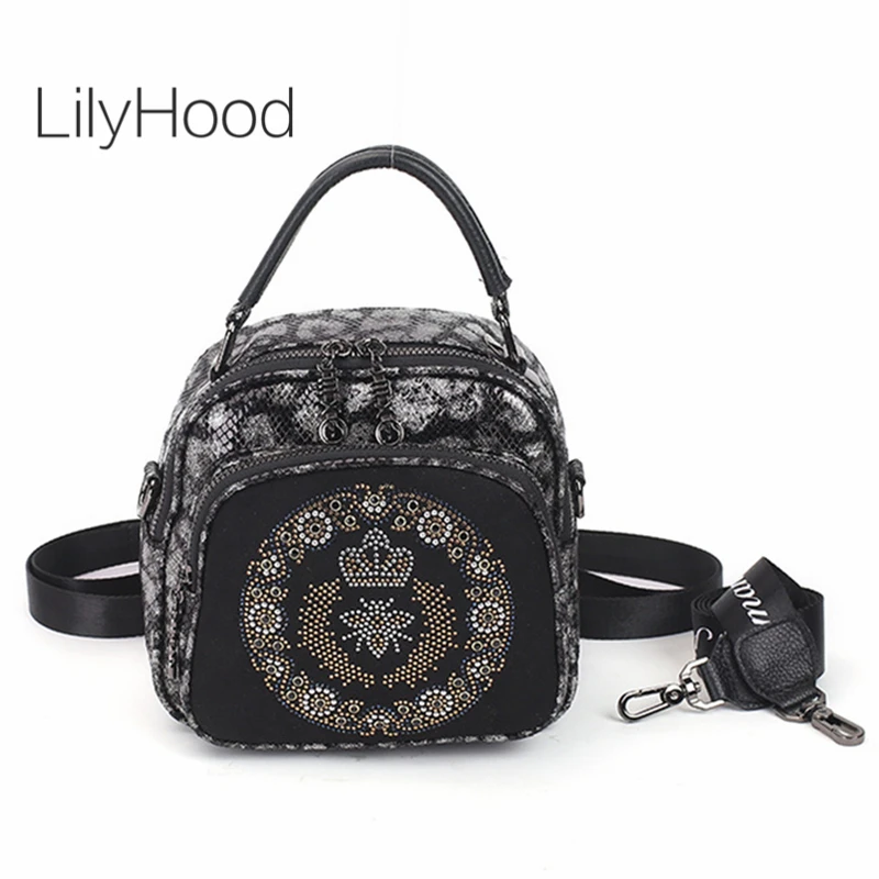 Women Snake Skin Pattern PU Vegan Leather Rhinestone Handbag 2021 Female Fashion Designer Artificial Leather Rivet Messenger Bag
Women Snake Skin Pattern PU Vegan Leather Rhinestone Handbag 2021 Female Fashion Designer Artificial Leather Rivet Messenger Bag