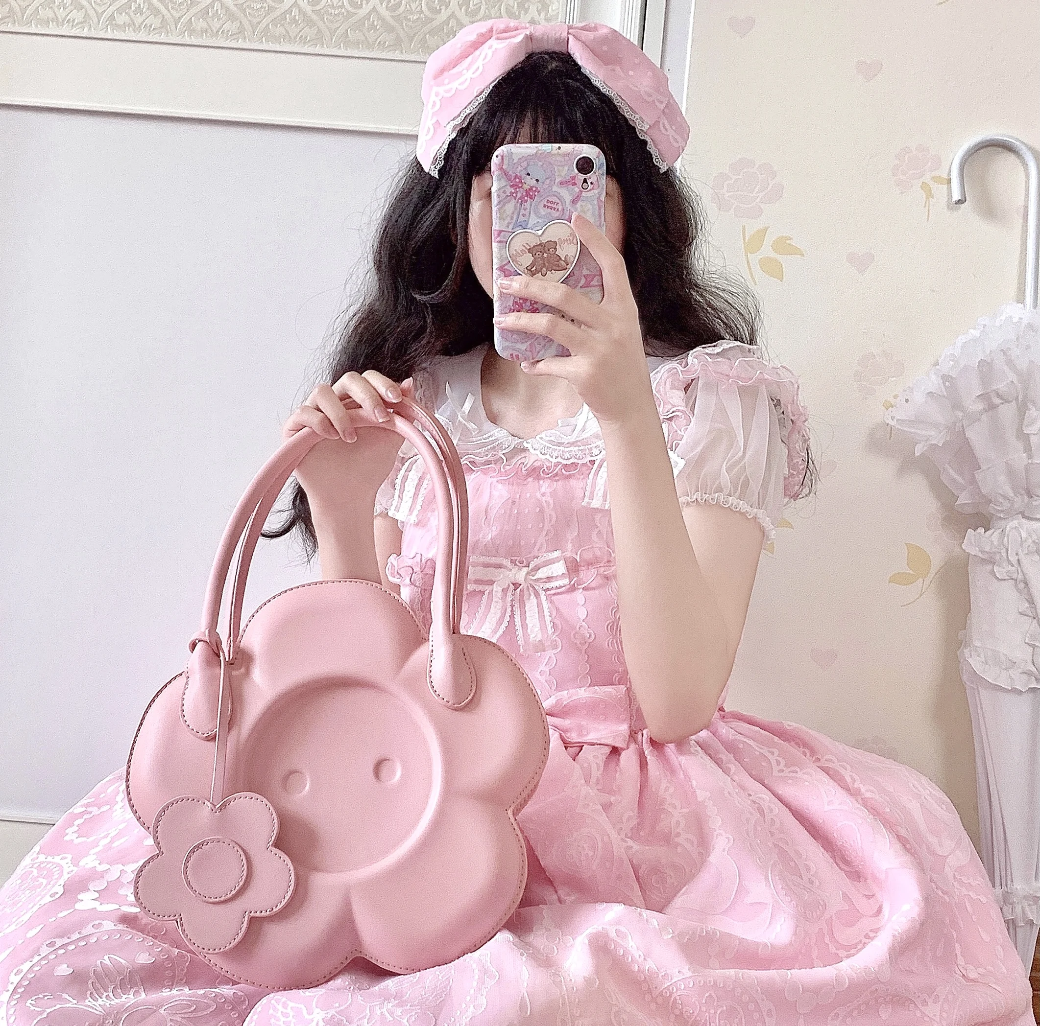 Small Flower Button Bag Solid Color Handbag Lolita Cute Bag Japanese Style 2021 New Fashion Luxury Bag
Small Flower Button Bag Solid Color Handbag Lolita Cute Bag Japanese Style 2021 New Fashion Luxury Bag