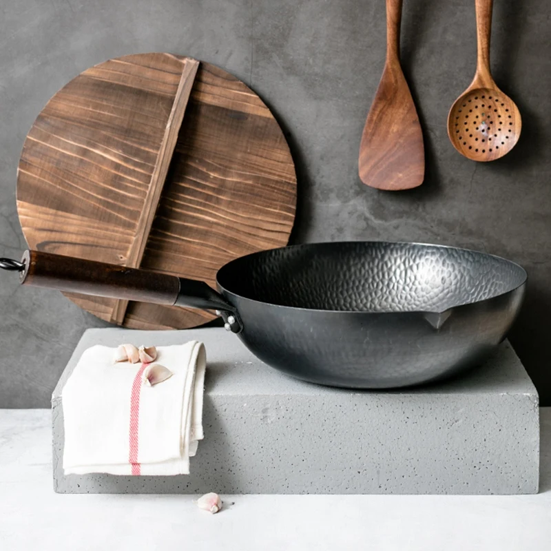 Handmade Household Iron Pot 32CM Uncoated Health Wok Non-Stick Pan Fish Scale Wok Kitchen Tools
Handmade Household Iron Pot 32CM Uncoated Health Wok Non-Stick Pan Fish Scale Wok Kitchen Tools