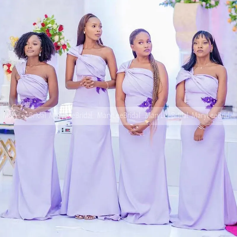 One Shoulder Cap Sleeve Bridesmaid Dresses Romantic Applique Mermaid Light Purple Maid of Honor Dress Long Party Gown For Ladies
One Shoulder Cap Sleeve Bridesmaid Dresses Romantic Applique Mermaid Light Purple Maid of Honor Dress Long Party Gown For Ladies