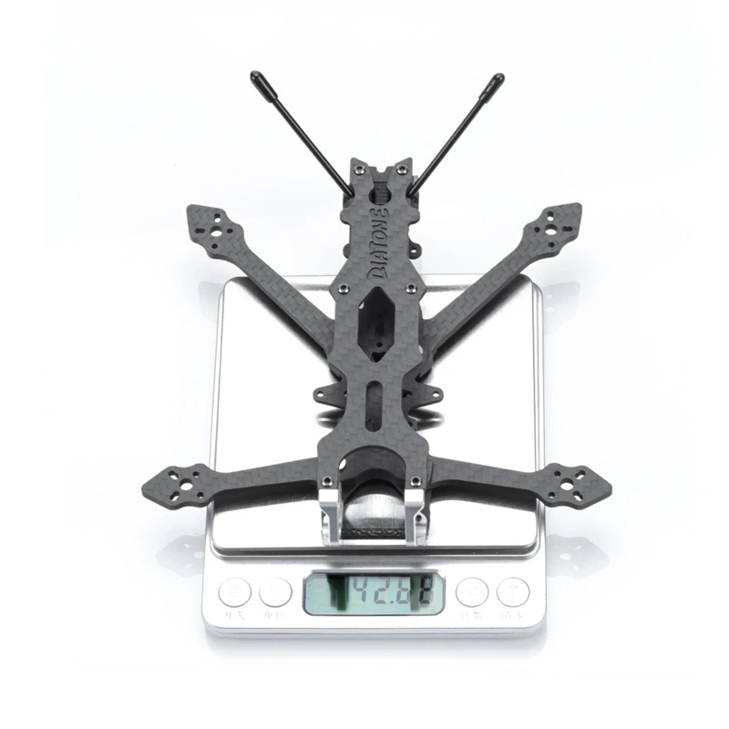 Diatone Roma L3 3 Inch 147mm Carbon Fiber Frame Kit for RC FPV Racing Drone RC Quadcopter Spare Parts RC Parts DIY Accessories
Diatone Roma L3 3 Inch 147mm Carbon Fiber Frame Kit for RC FPV Racing Drone RC Quadcopter Spare Parts RC Parts DIY Accessories