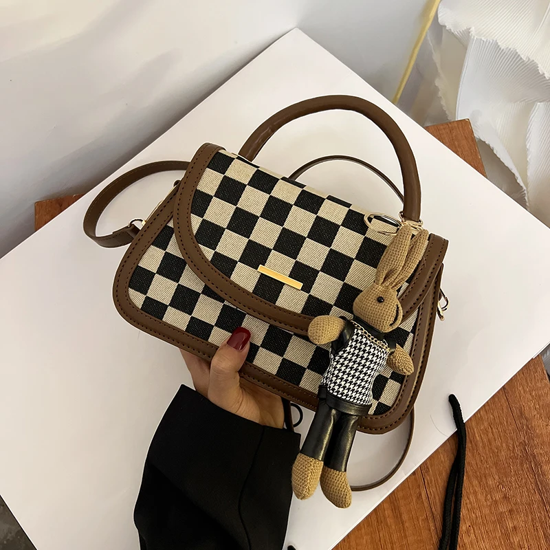 VeryMe Luxury Designer Dumpling Tote Fashion Black White Checkerboard Handbag Women's Cross Bag 2022 Brands Clutch Purses Female
VeryMe Luxury Designer Dumpling Tote Fashion Black White Checkerboard Handbag Women's Cross Bag 2022 Brands Clutch Purses Female