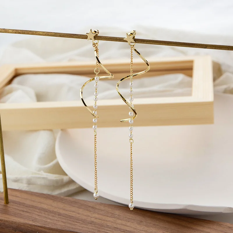 Korean Fashion 2021 Trend Jewelry Fall Earring Gold Long Earrings for Women Stud Clip on Earrings Jewelry Drop
Korean Fashion 2021 Trend Jewelry Fall Earring Gold Long Earrings for Women Stud Clip on Earrings Jewelry Drop